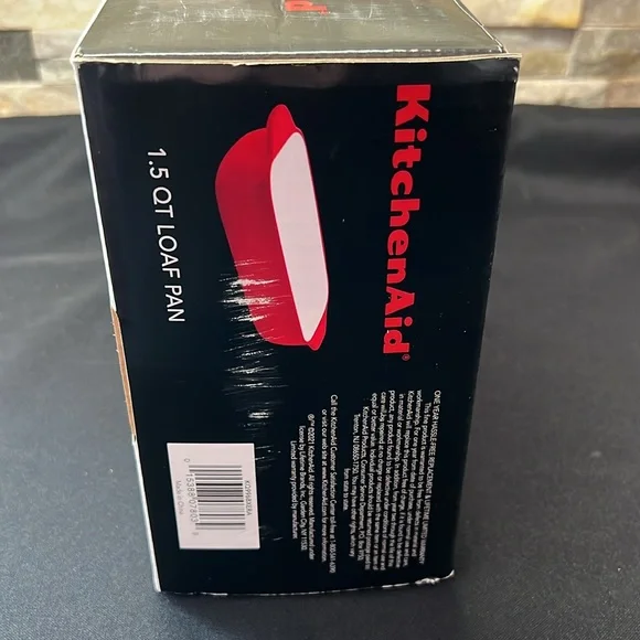 KitchenAid 1.5 Qt loaf pan NIB - Picture 3 of 5